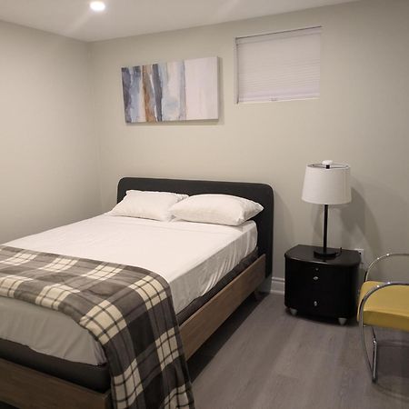 Stunning Furnished 2Bedroom/2Washroom Apartment Brampton Exteriér fotografie