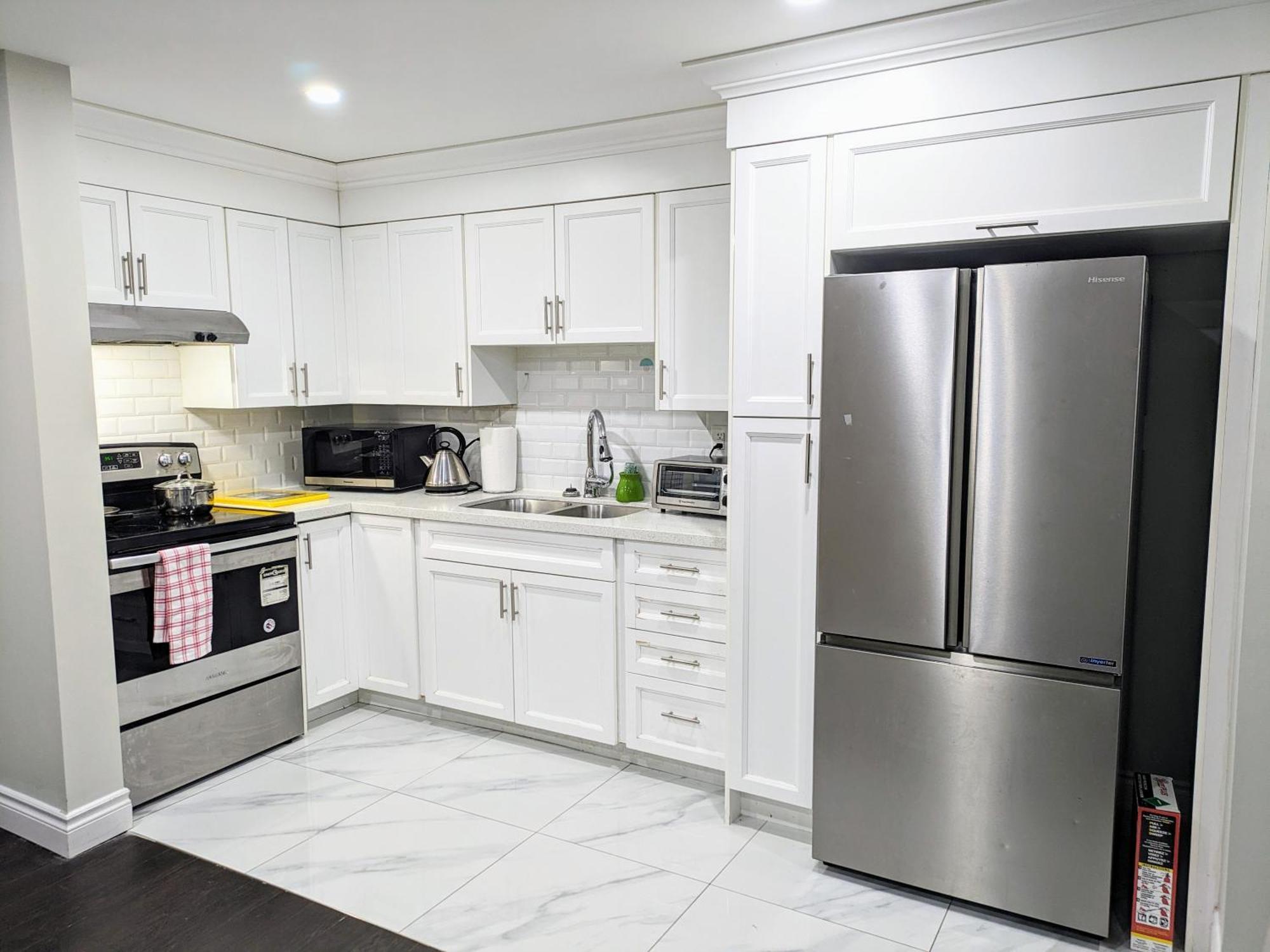 Stunning Furnished 2Bedroom/2Washroom Apartment Brampton Exteriér fotografie
