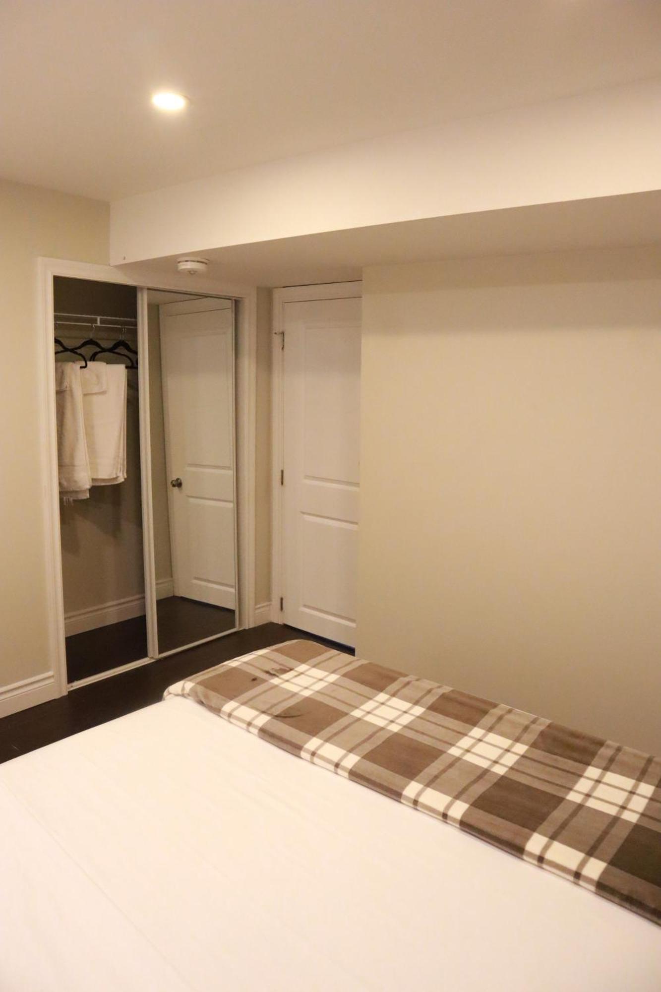 Stunning Furnished 2Bedroom/2Washroom Apartment Brampton Exteriér fotografie