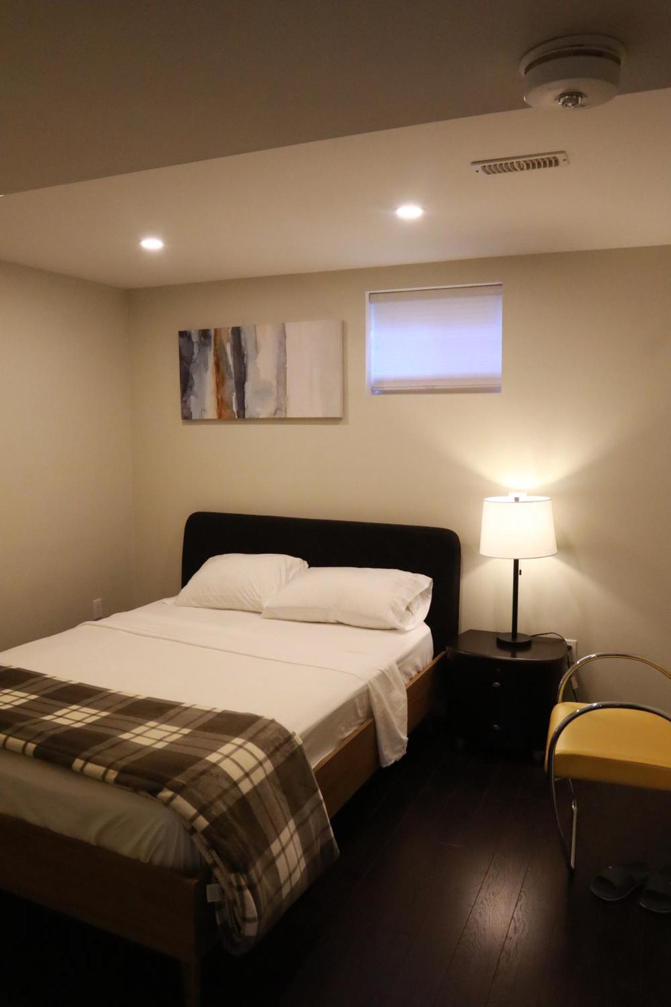 Stunning Furnished 2Bedroom/2Washroom Apartment Brampton Exteriér fotografie
