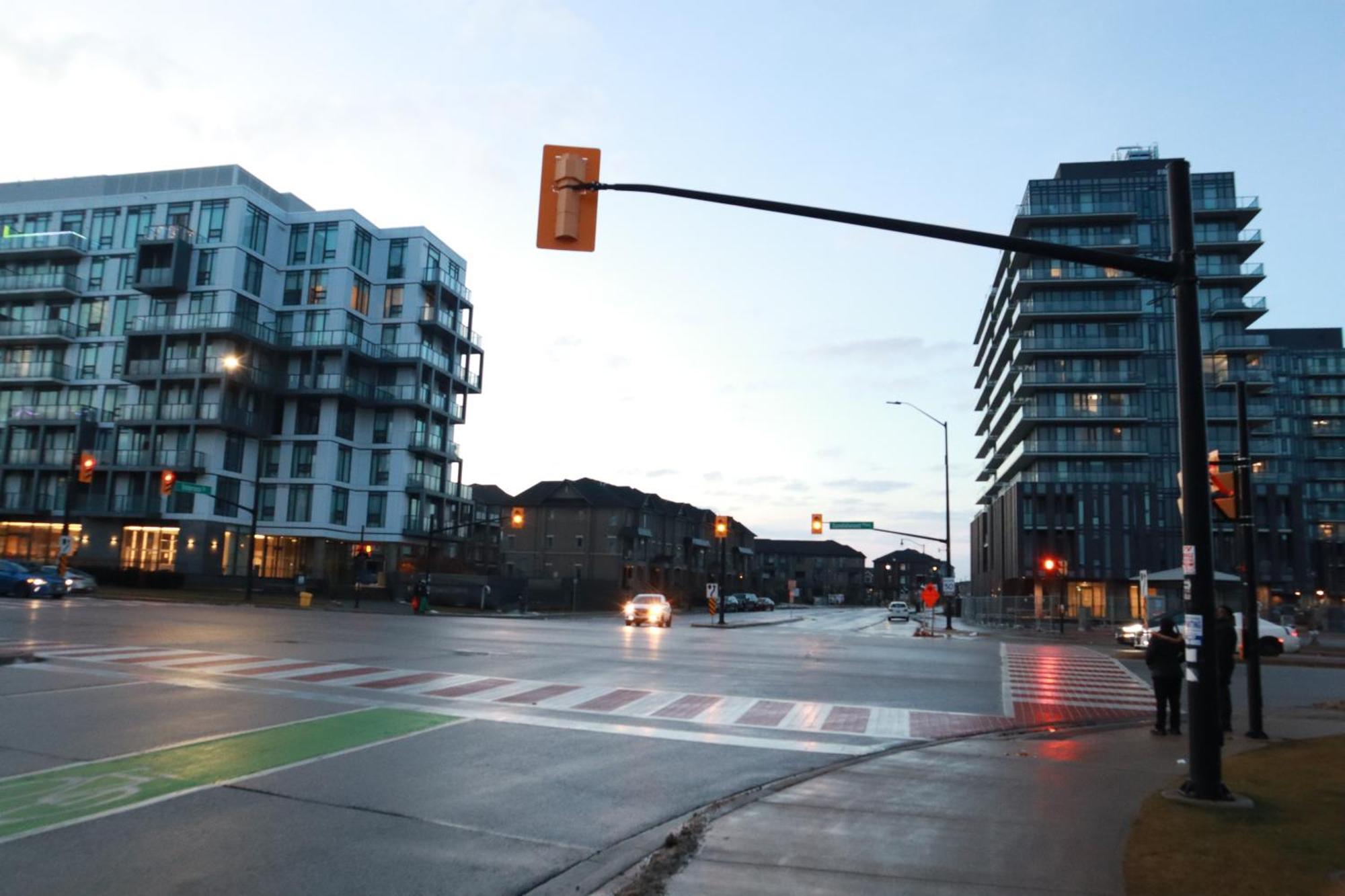 Stunning Furnished 2Bedroom/2Washroom Apartment Brampton Exteriér fotografie